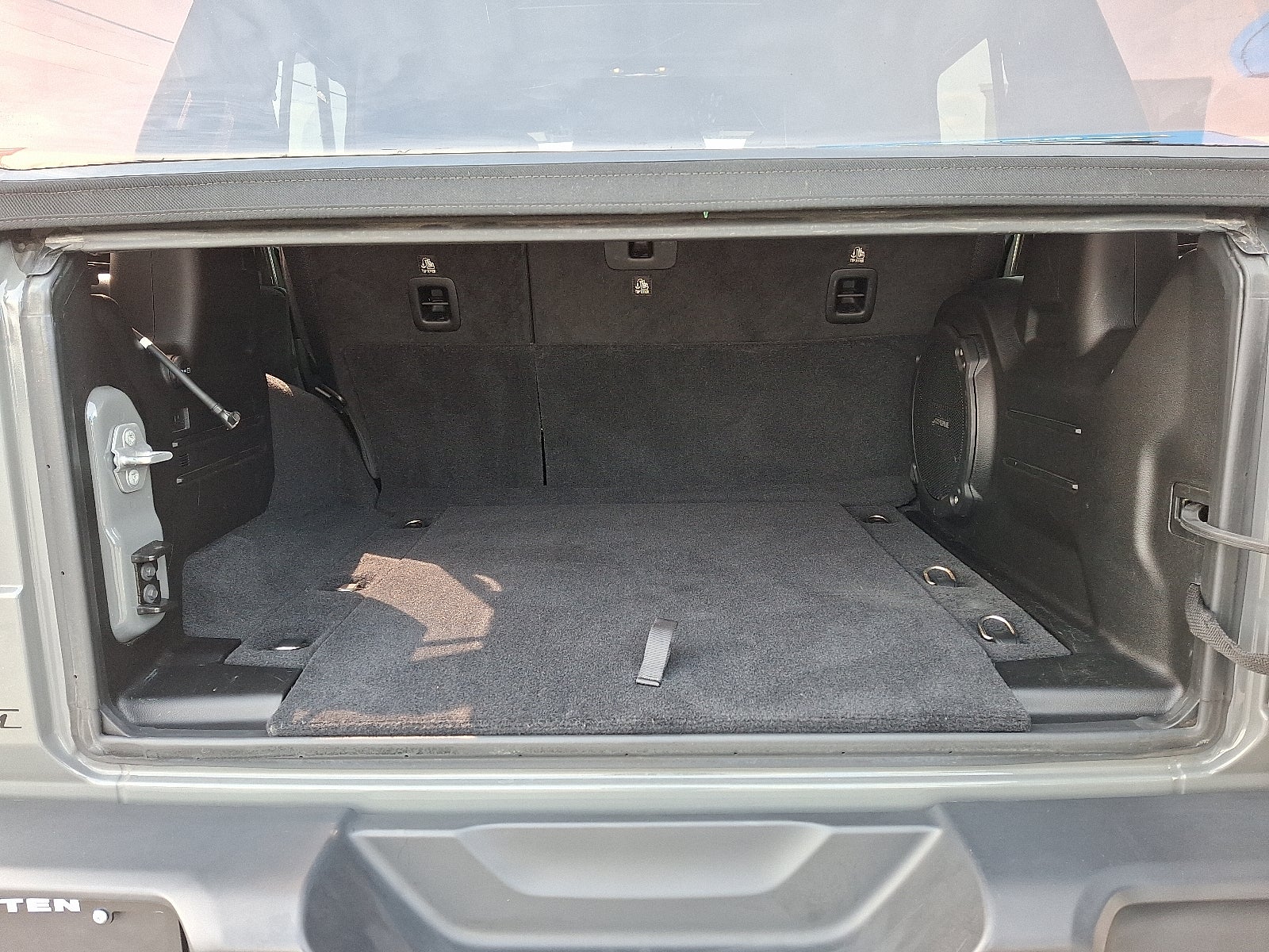 2019 Jeep Wrangler Unlimited Sahara 4x4 4WD