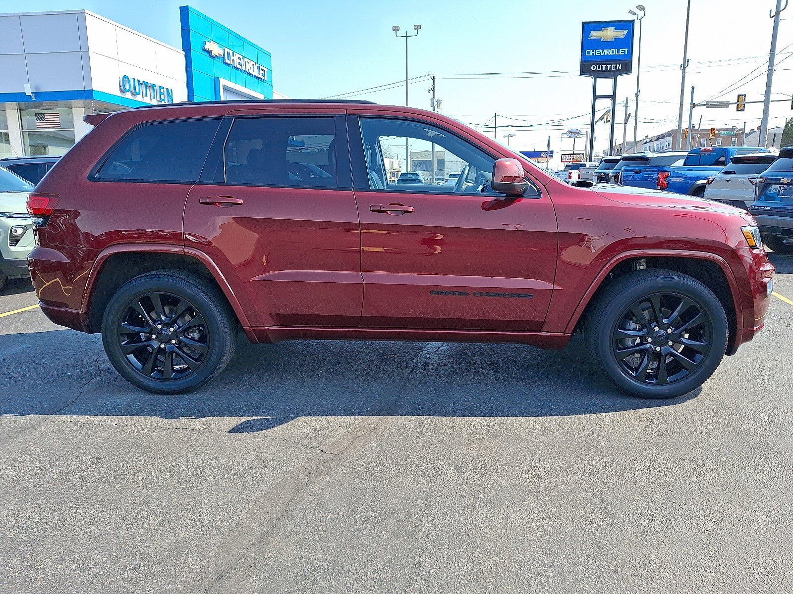 2019 Jeep Grand Cherokee Altitude 4x4 4WD