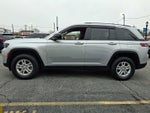 2023 Jeep Grand Cherokee Laredo 4x4 4WD