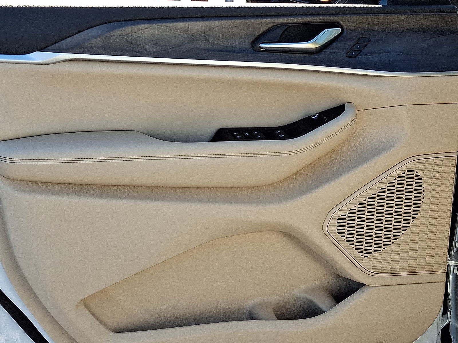 2023 Jeep Grand Cherokee Limited 4WD
