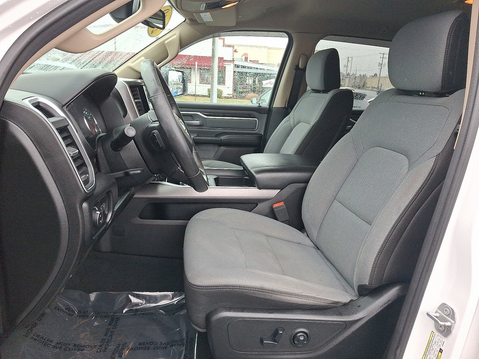 2019 RAM 1500 Big Horn/Lone Star Crew Cab 4x4 5'7" Box 4WD