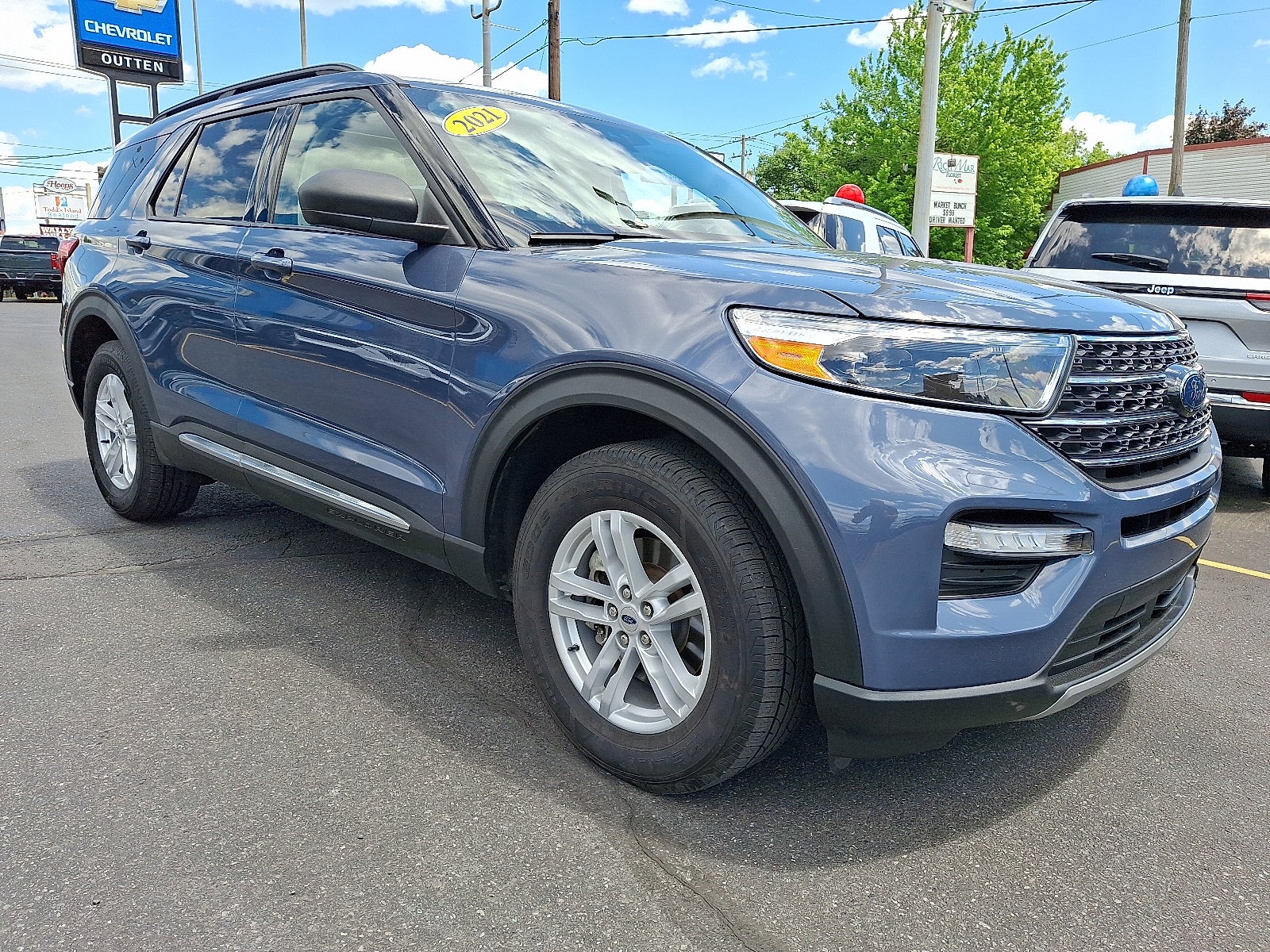 2021 Ford Explorer XLT 4WD