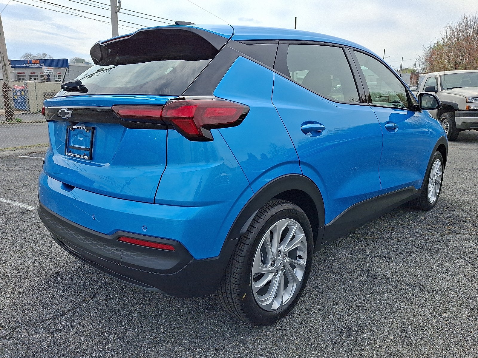 2027 Chevrolet Bolt LT FWD