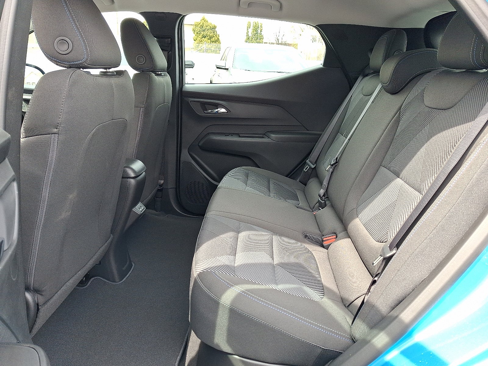 2027 Chevrolet Bolt LT FWD