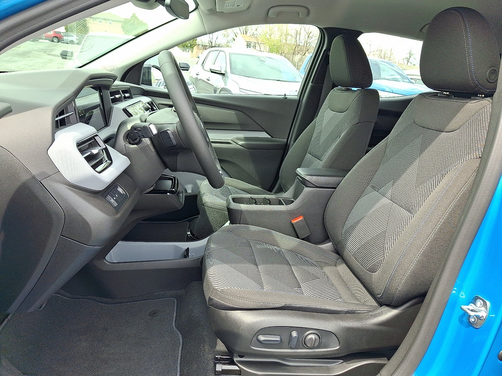 2027 Chevrolet Bolt LT FWD