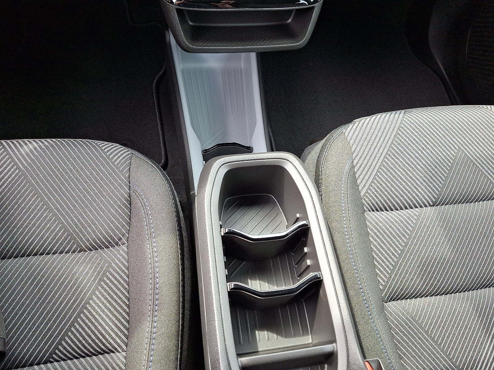 2027 Chevrolet Bolt LT FWD