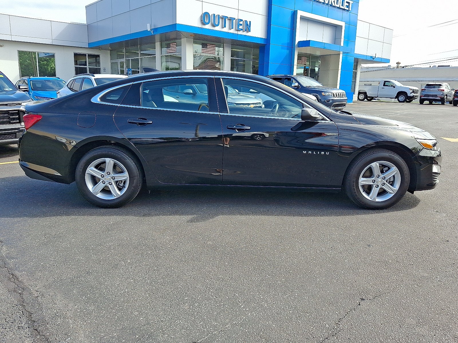 2024 Chevrolet Malibu LS FWD