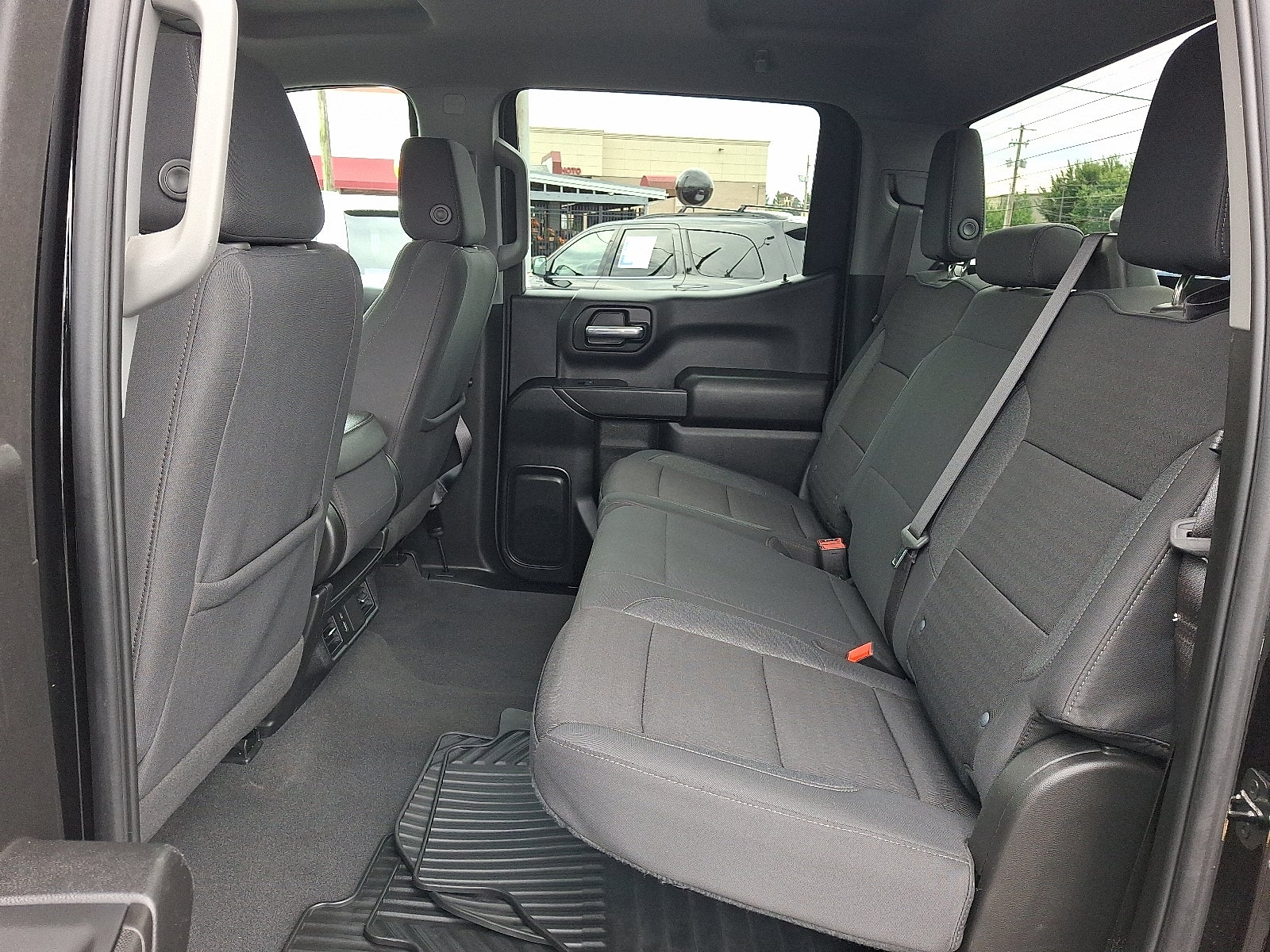 2024 Chevrolet Silverado 1500 Custom 4WD