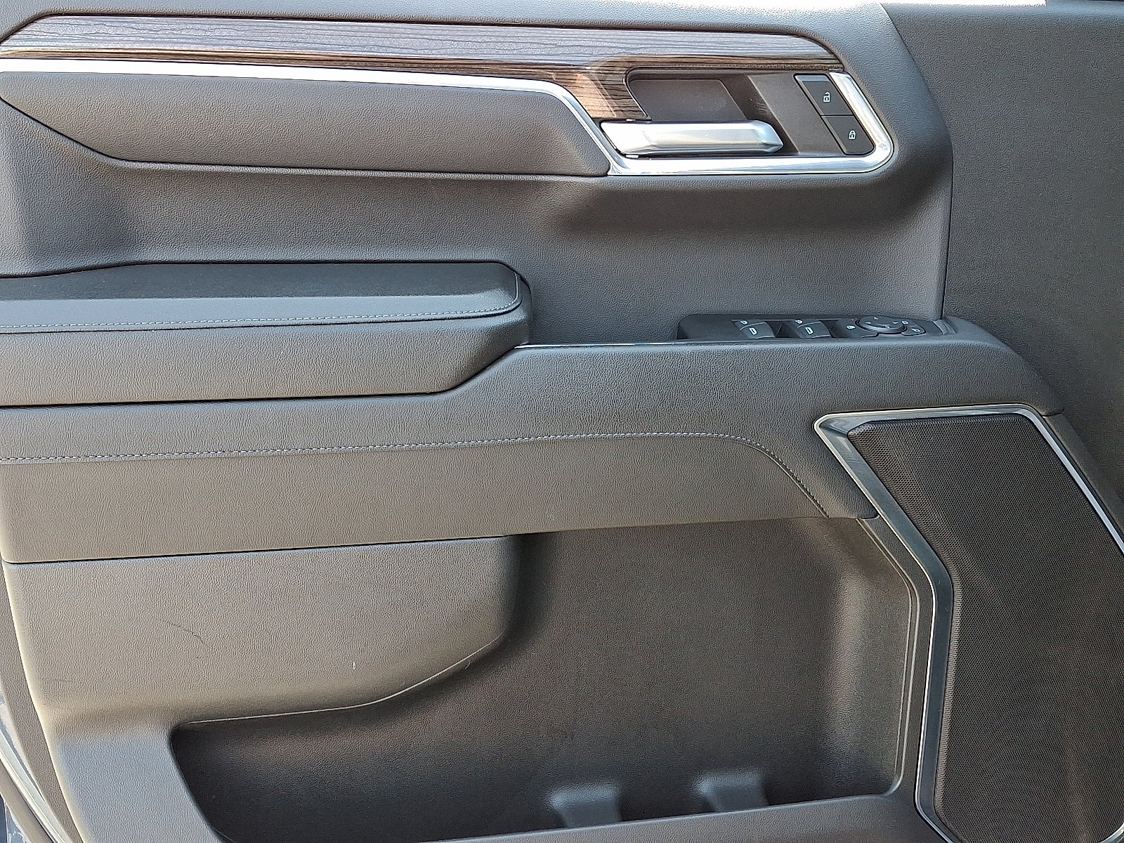 2024 Chevrolet Silverado 1500 LT (2FL) 4WD