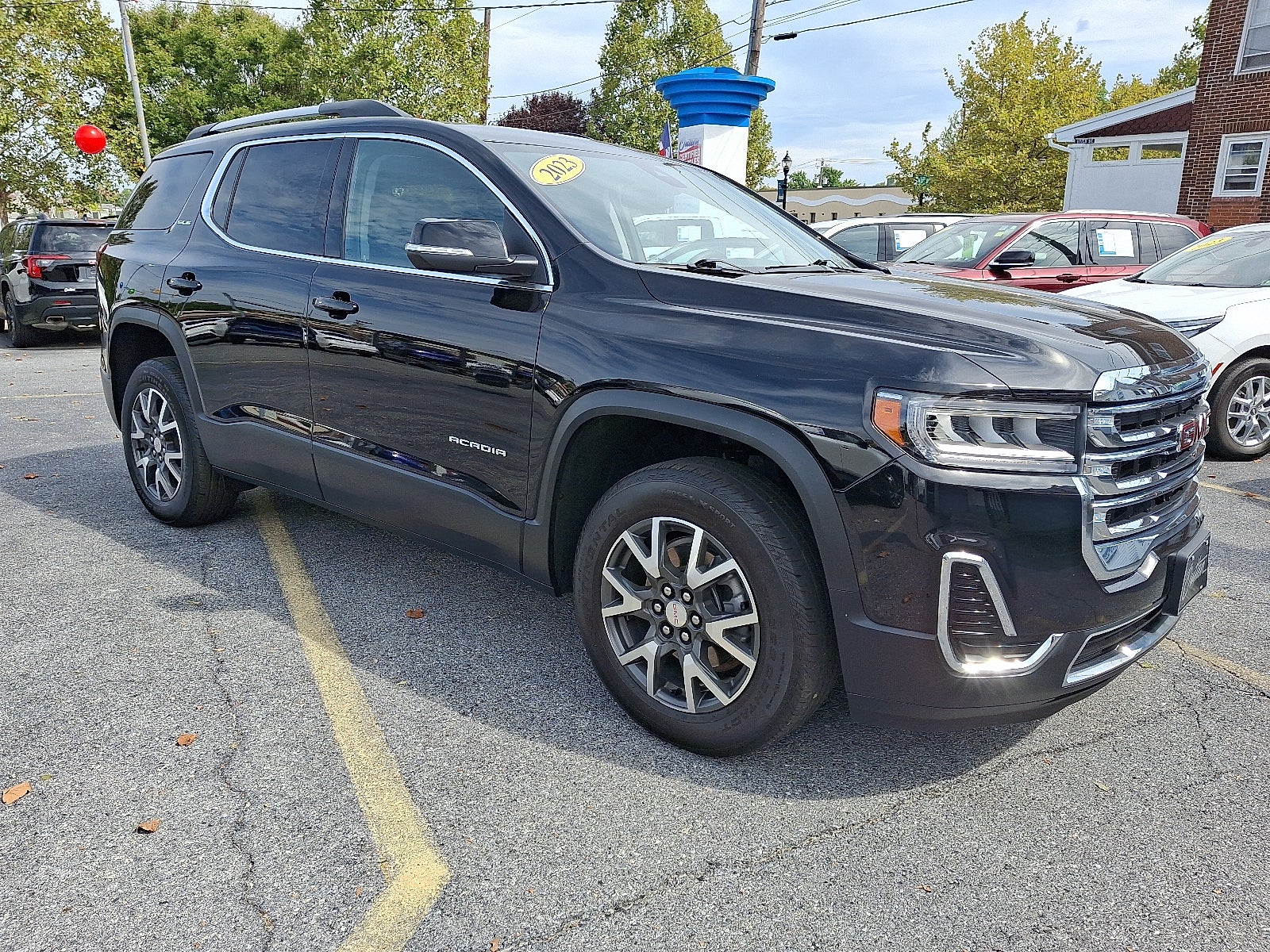 2023 GMC Acadia SLE