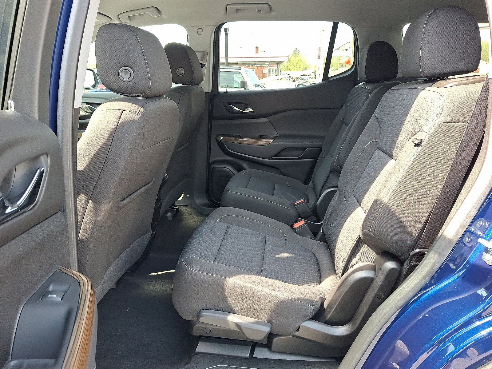 2023 GMC Acadia SLE AWD
