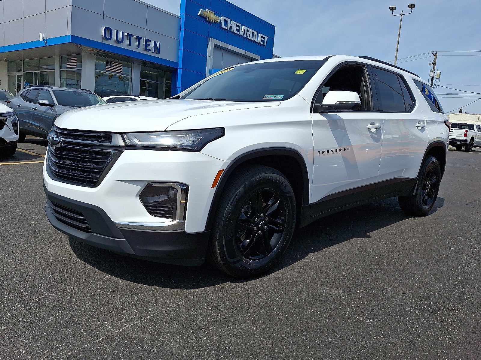2023 Chevrolet Traverse LT Cloth AWD
