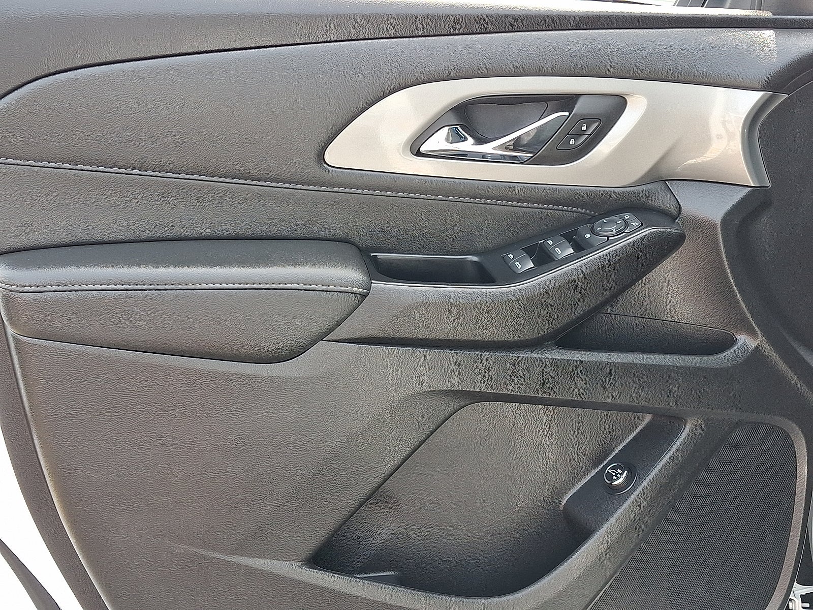 2023 Chevrolet Traverse LT Cloth AWD
