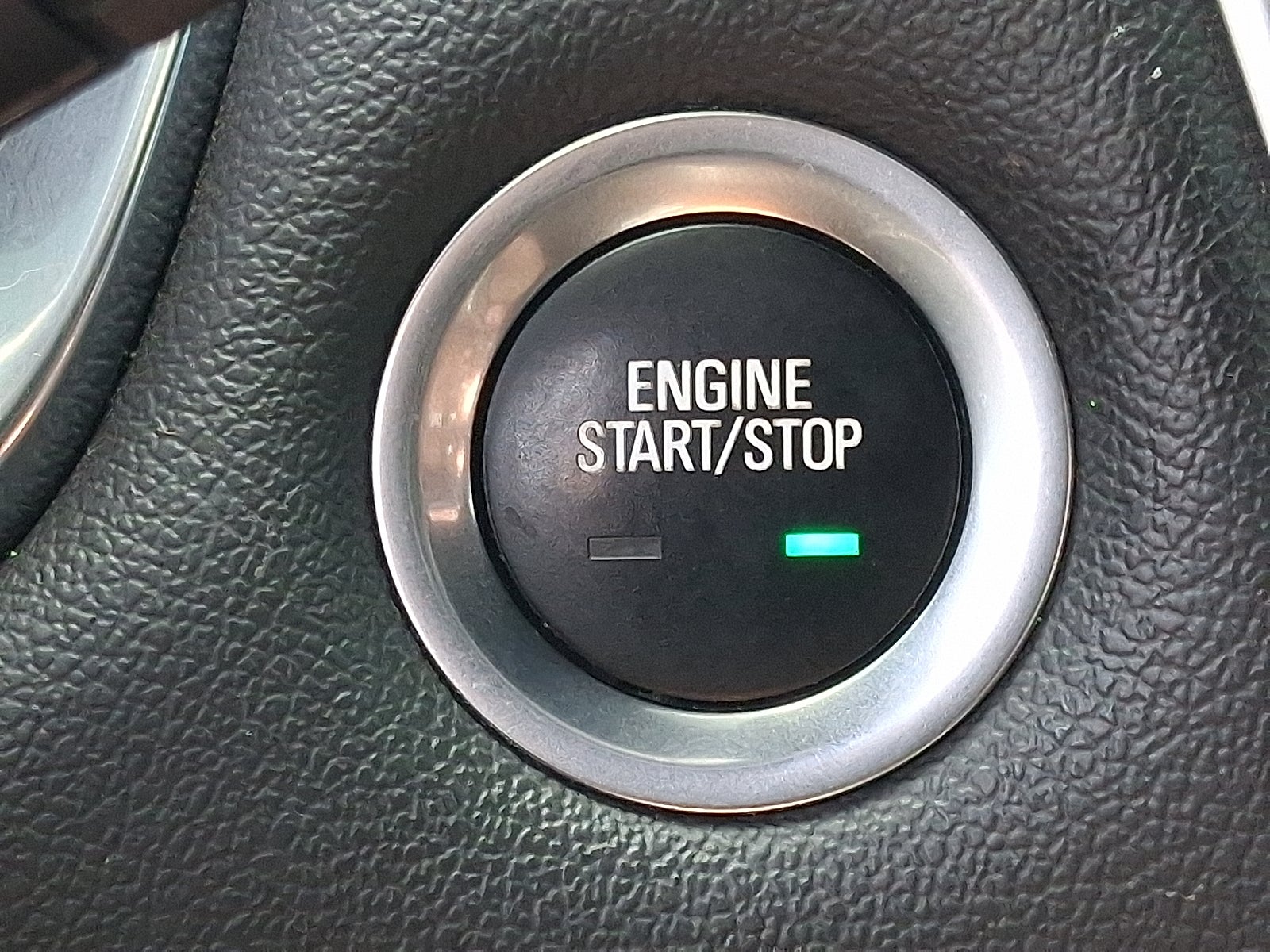 2023 Chevrolet Traverse LT Cloth AWD