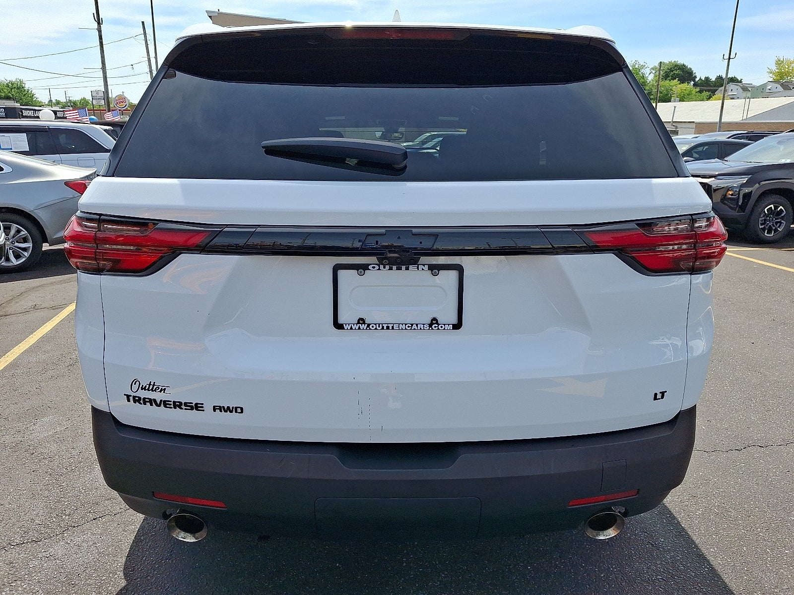 2023 Chevrolet Traverse LT Cloth AWD