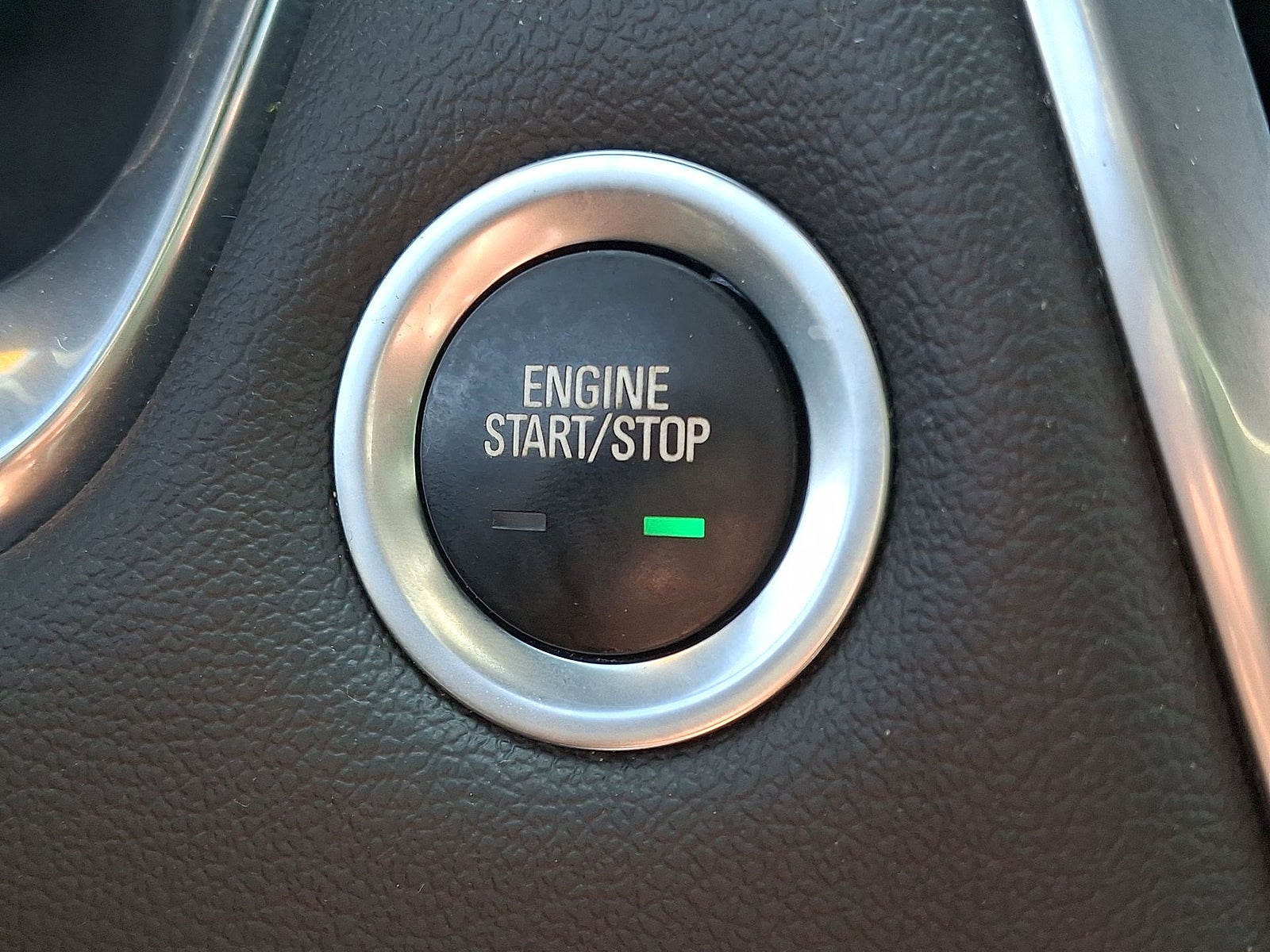 2023 Chevrolet Traverse LT Cloth AWD