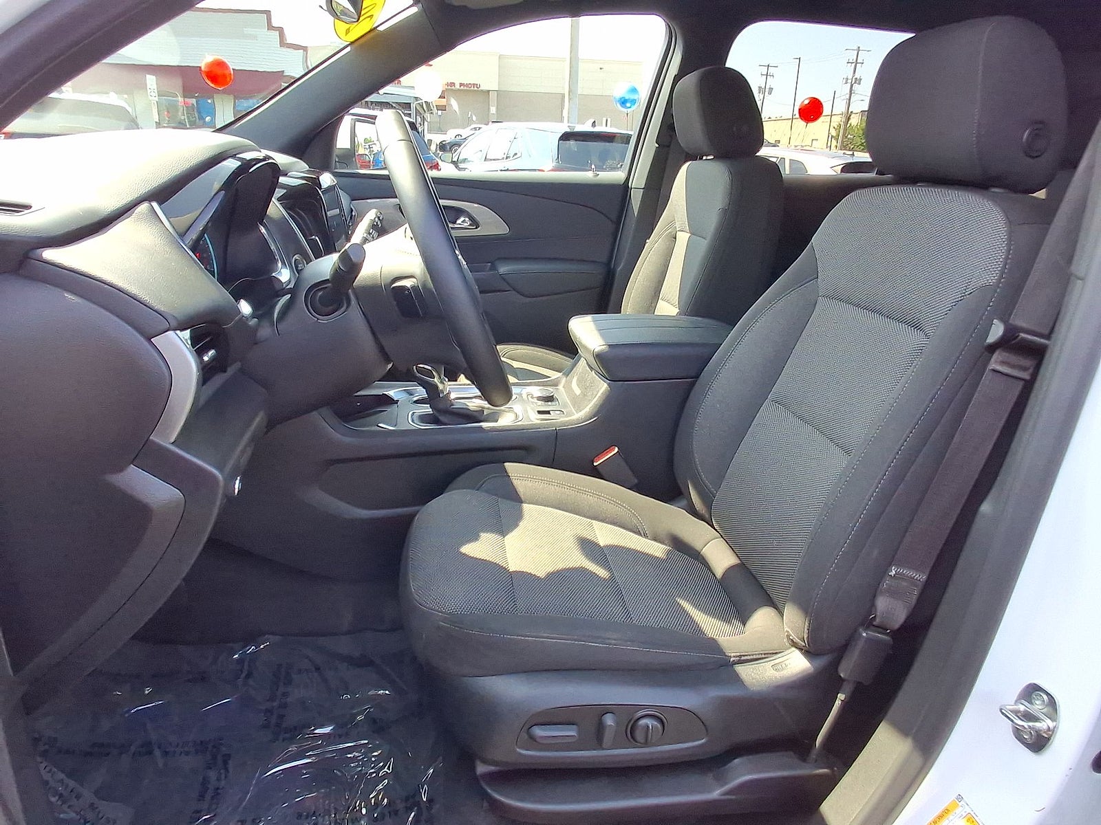 2023 Chevrolet Traverse LT Cloth AWD