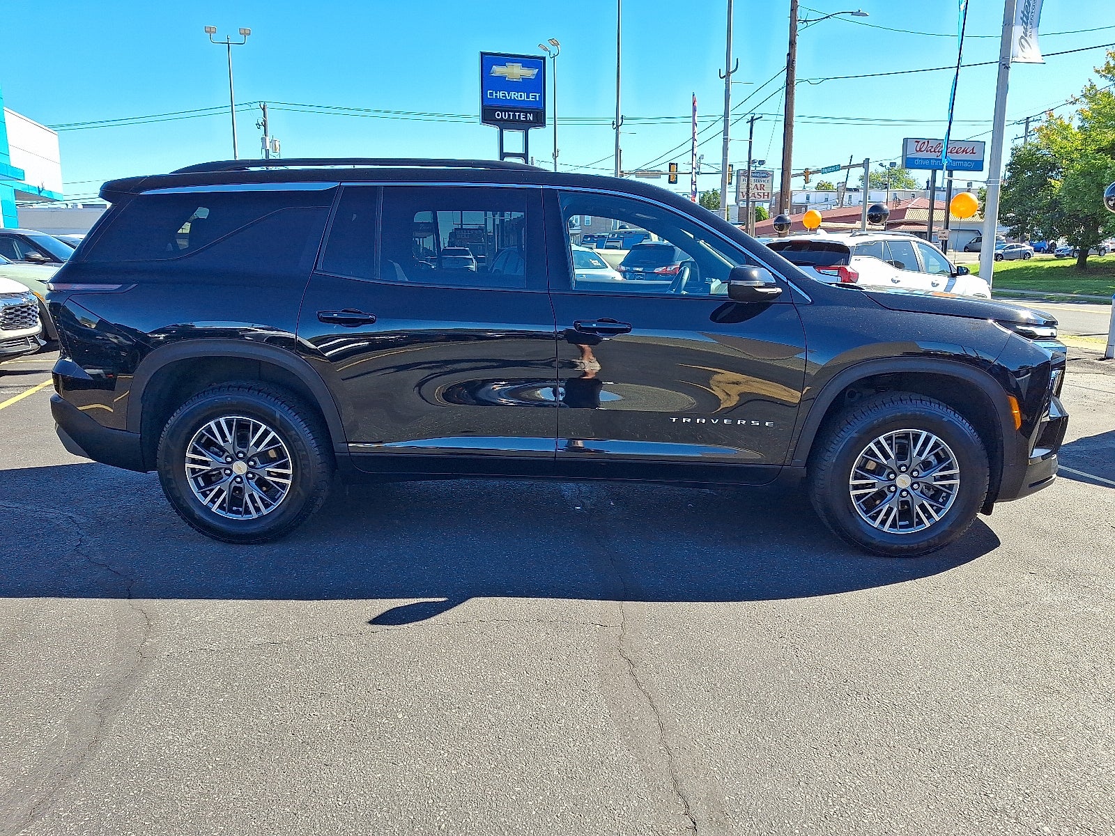 2025 Chevrolet Traverse LT AWD