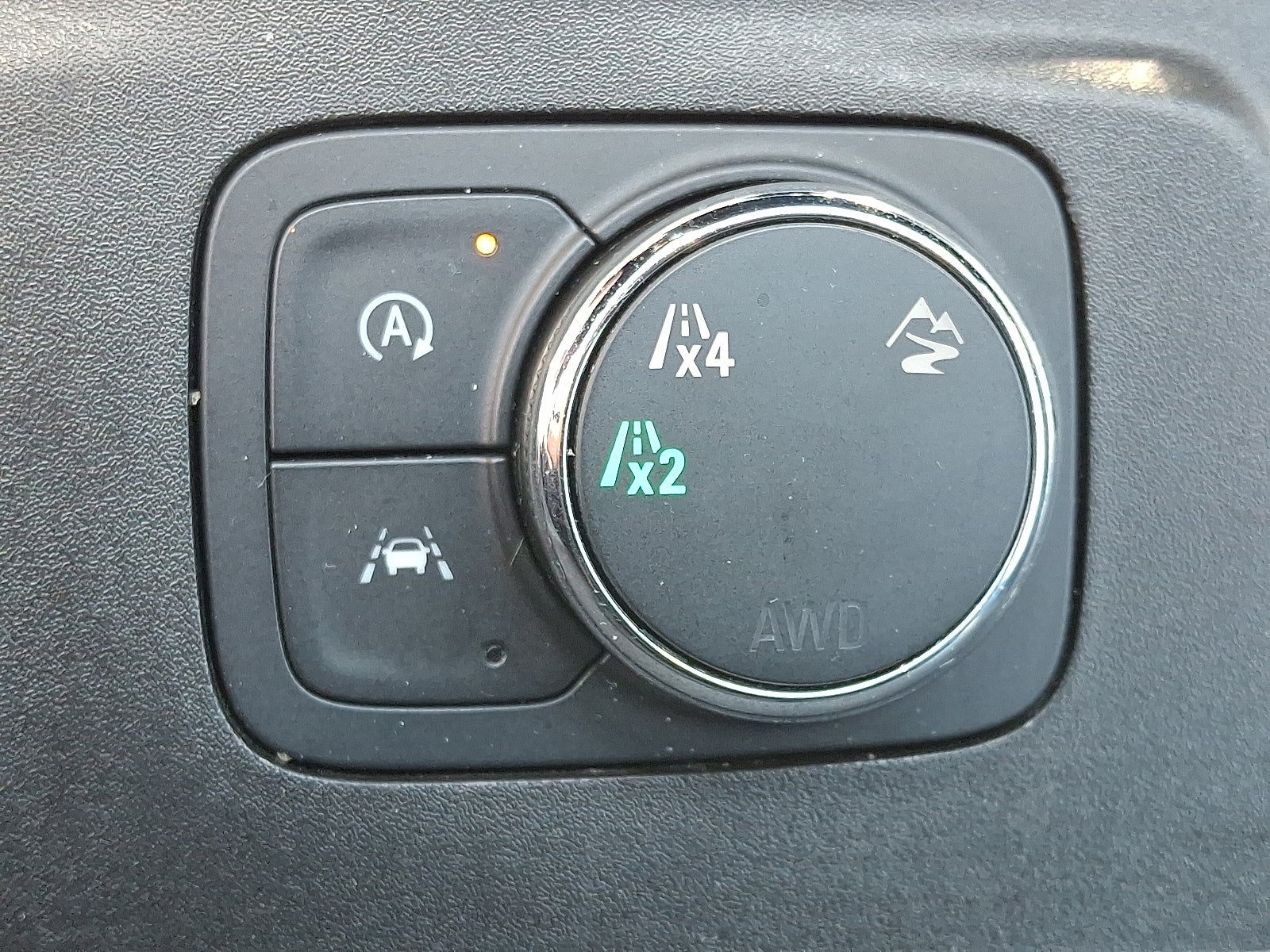 2023 Chevrolet Traverse LT Leather AWD