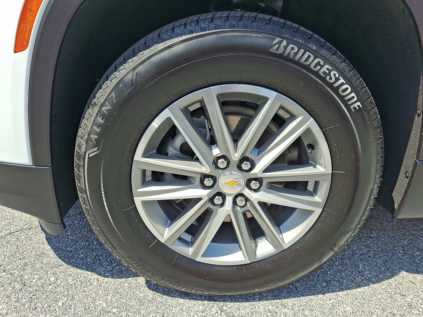 2023 Chevrolet Traverse LT Leather AWD