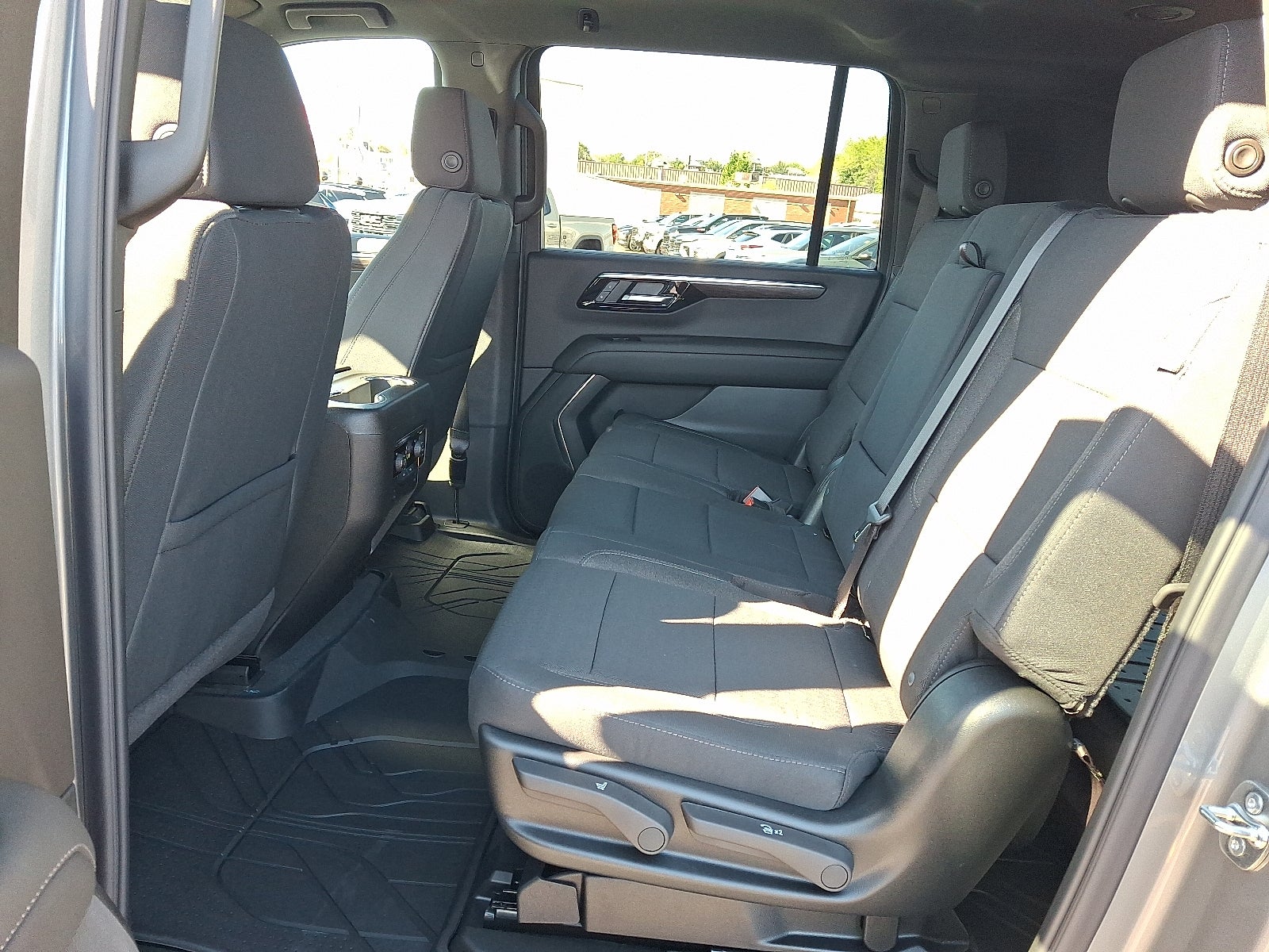 2027 Chevrolet Suburban LS 4WD