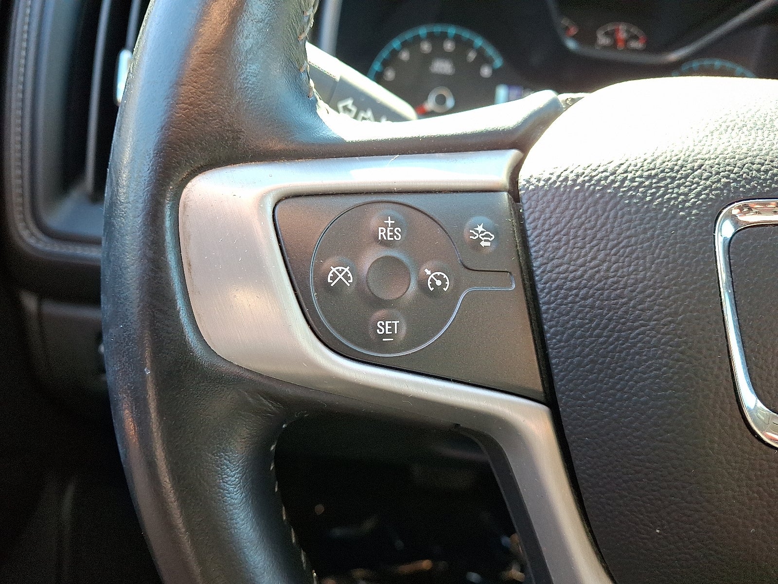 2018 GMC Canyon 4WD SLE 4WD