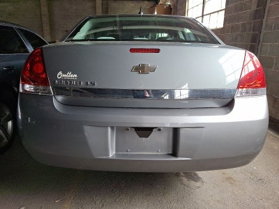 2009 Chevrolet Impala LS FWD
