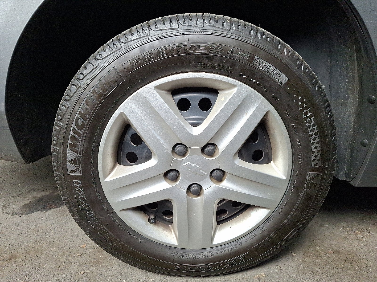 2009 Chevrolet Impala LS FWD
