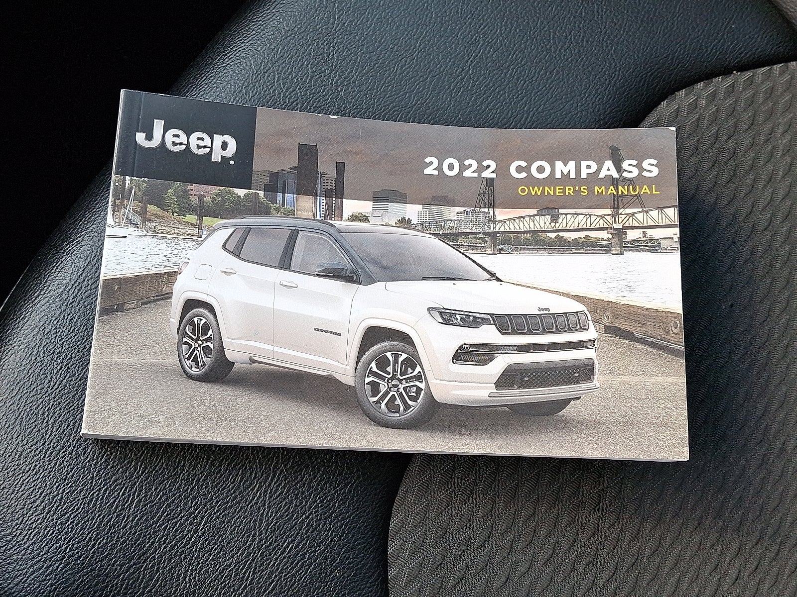 2022 Jeep Compass Latitude 4x4 4WD
