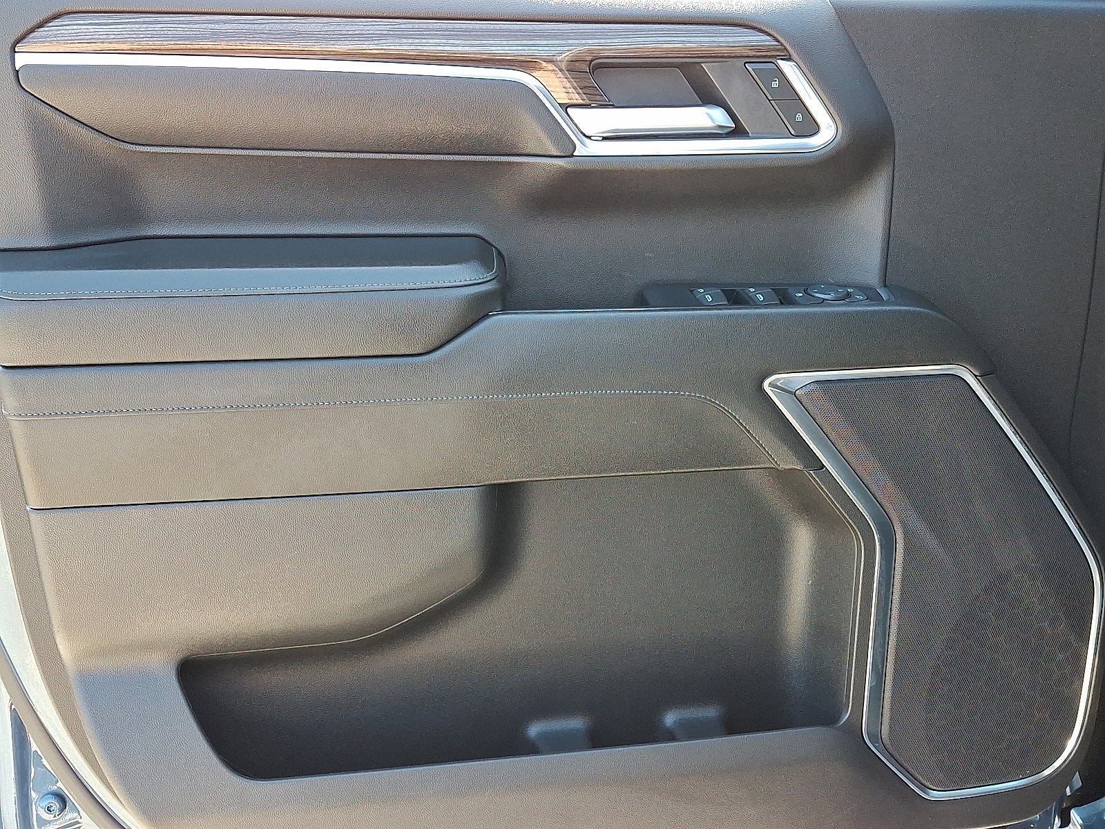 2024 Chevrolet Silverado 1500 LT (2FL) 4WD