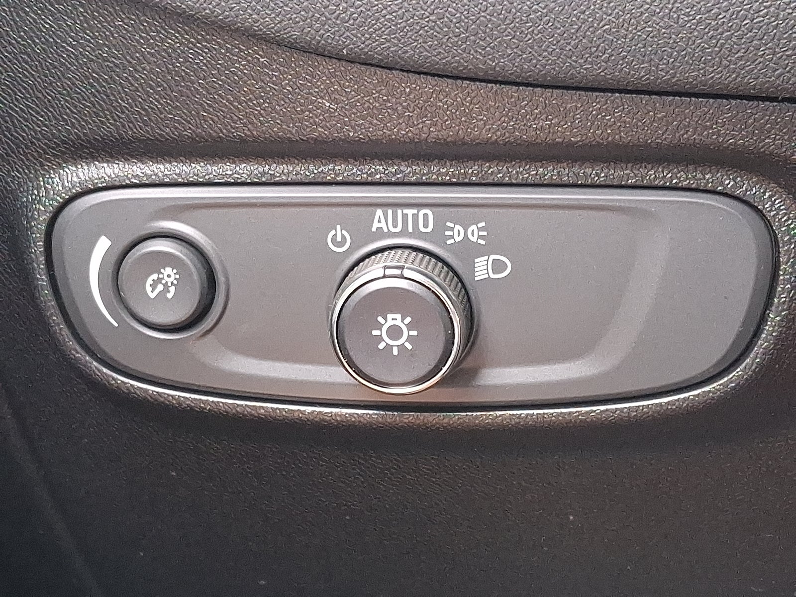 2019 Chevrolet Equinox LS FWD