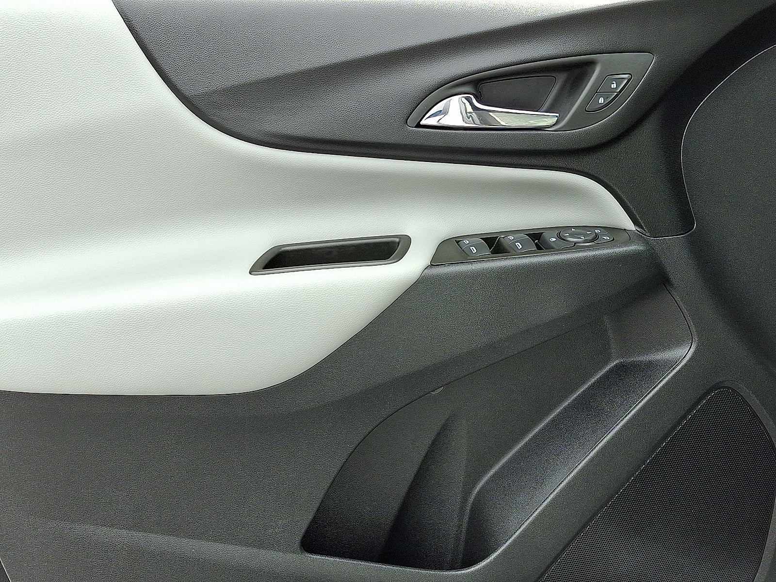 2023 Chevrolet Equinox LS AWD