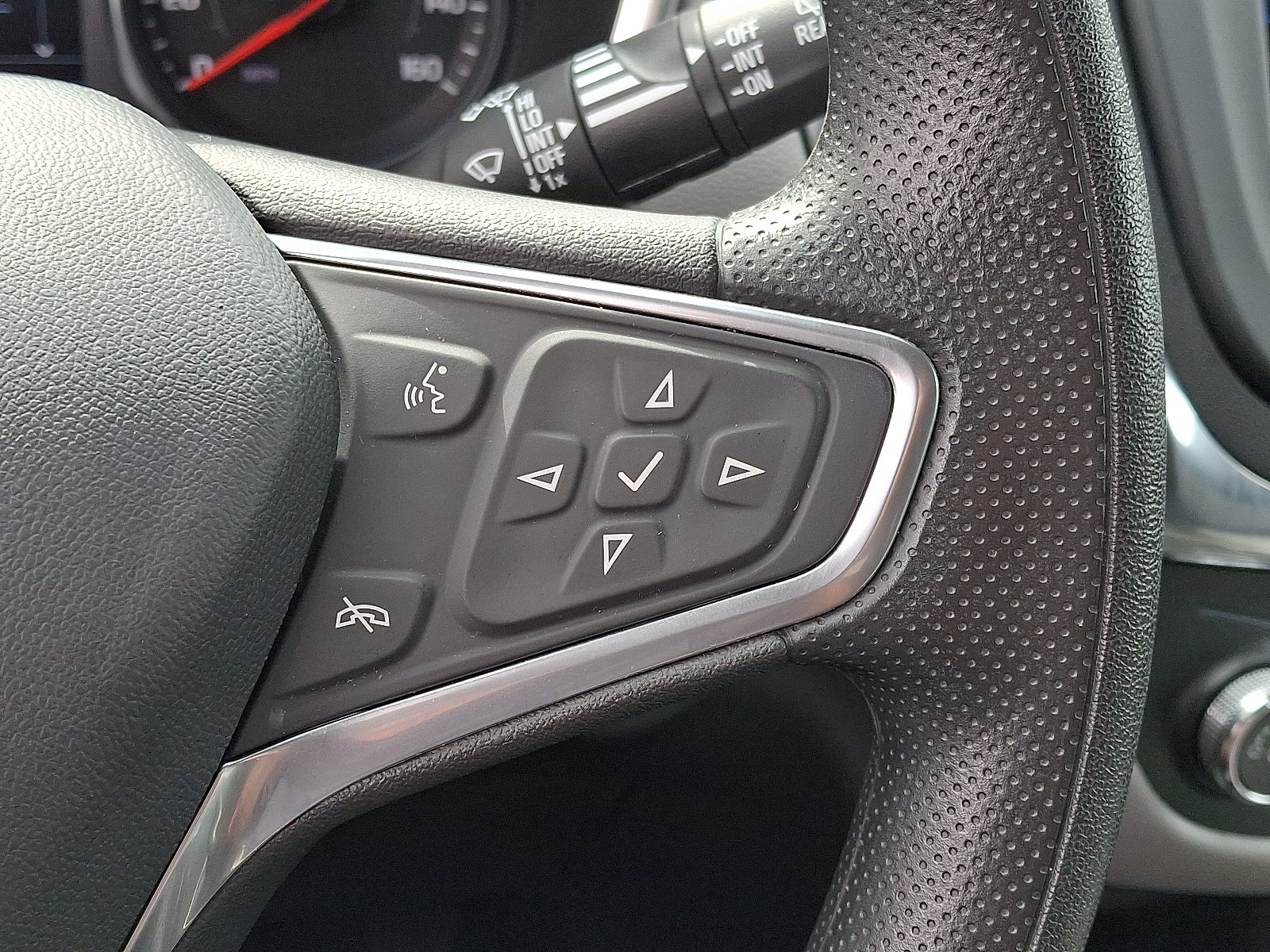 2023 Chevrolet Equinox LS AWD