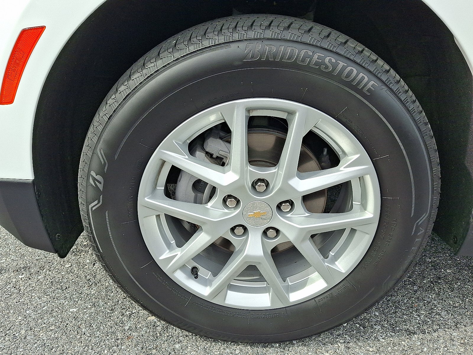 2023 Chevrolet Equinox LS AWD