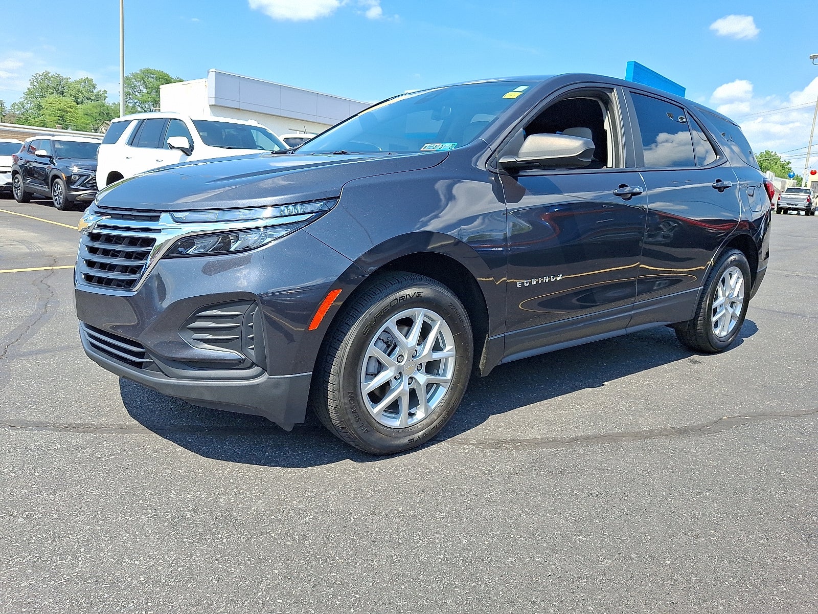 2022 Chevrolet Equinox LS AWD