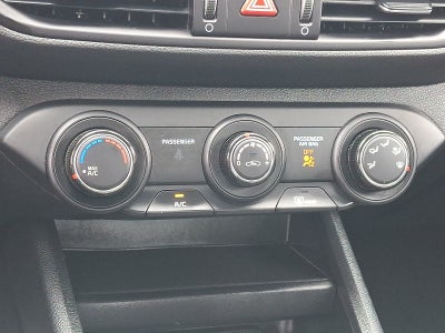 2024 Kia Forte LXS FWD