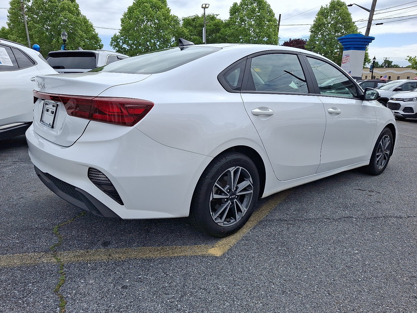 2024 Kia Forte LXS FWD