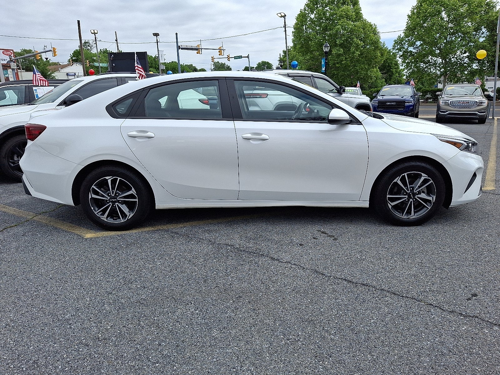 2024 Kia Forte LXS FWD