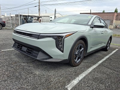 2025 Kia K4 LXS FWD