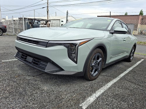 2025 Kia K4 LXS FWD