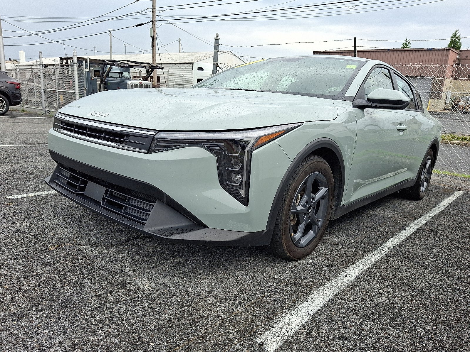 2025 Kia K4 LXS FWD