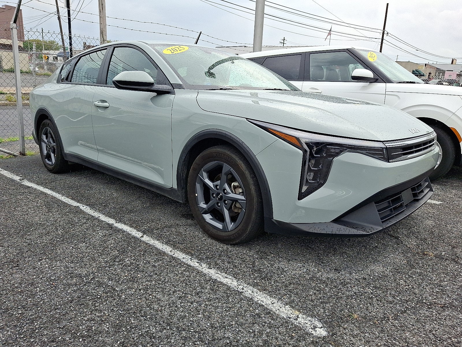 2025 Kia K4 LXS FWD
