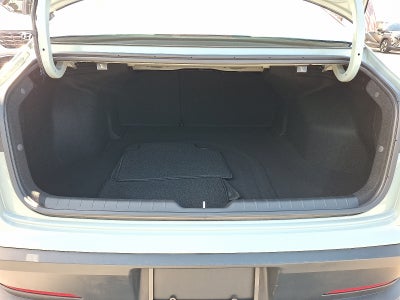 2025 Kia K4 LXS FWD