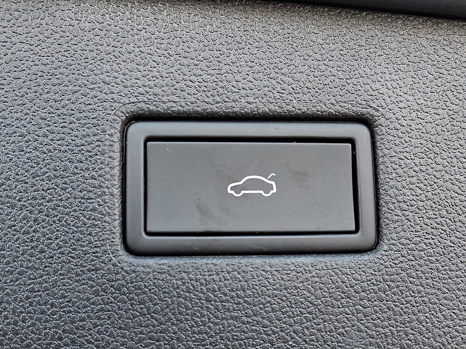 2024 Volkswagen Tiguan Wolfsburg Edition