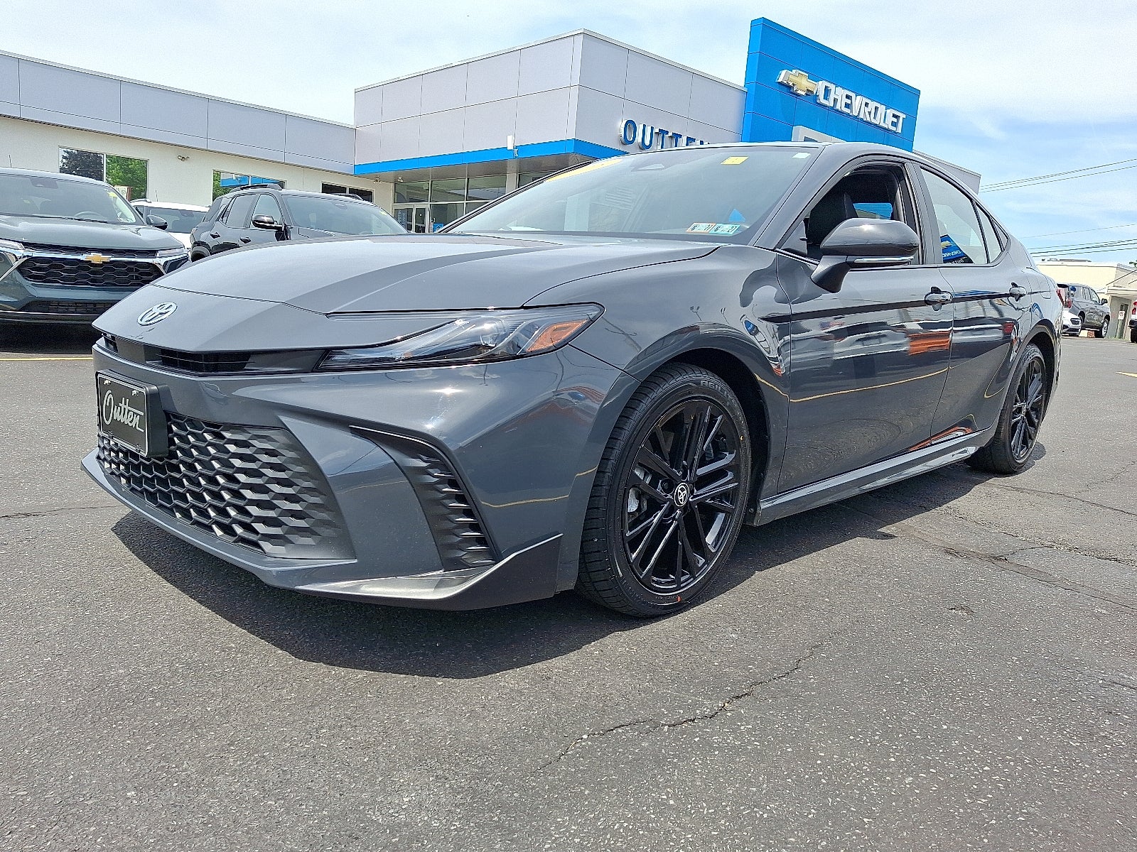 2025 Toyota Camry LE FWD