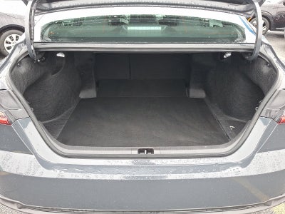 2025 Toyota Camry LE FWD