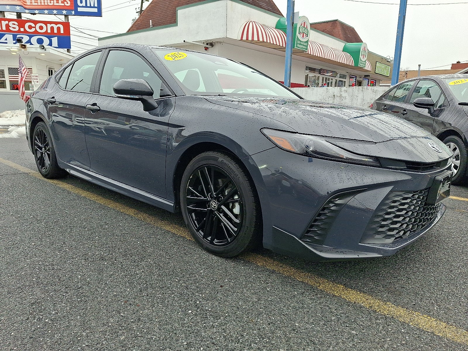 2025 Toyota Camry LE FWD