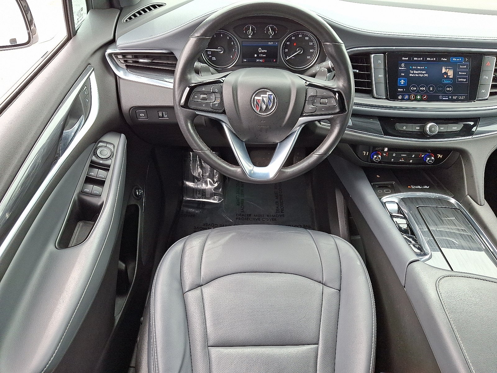 2023 Buick Enclave Essence AWD