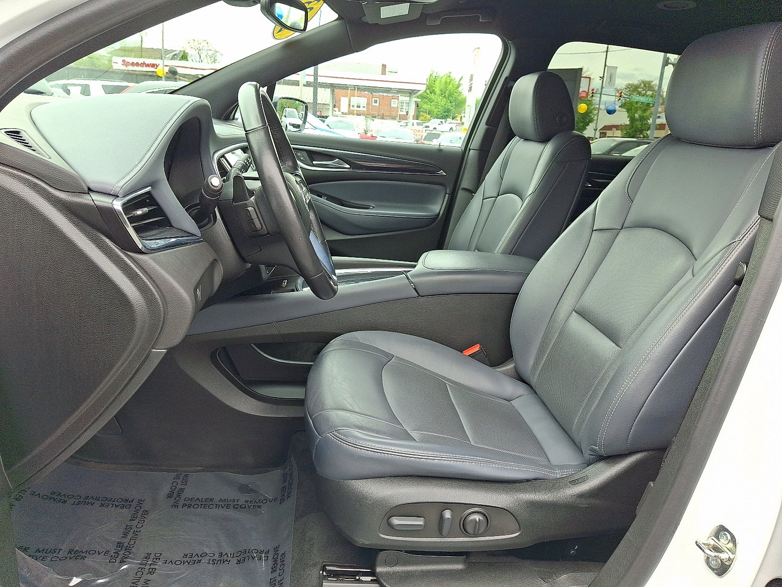 2023 Buick Enclave Essence AWD
