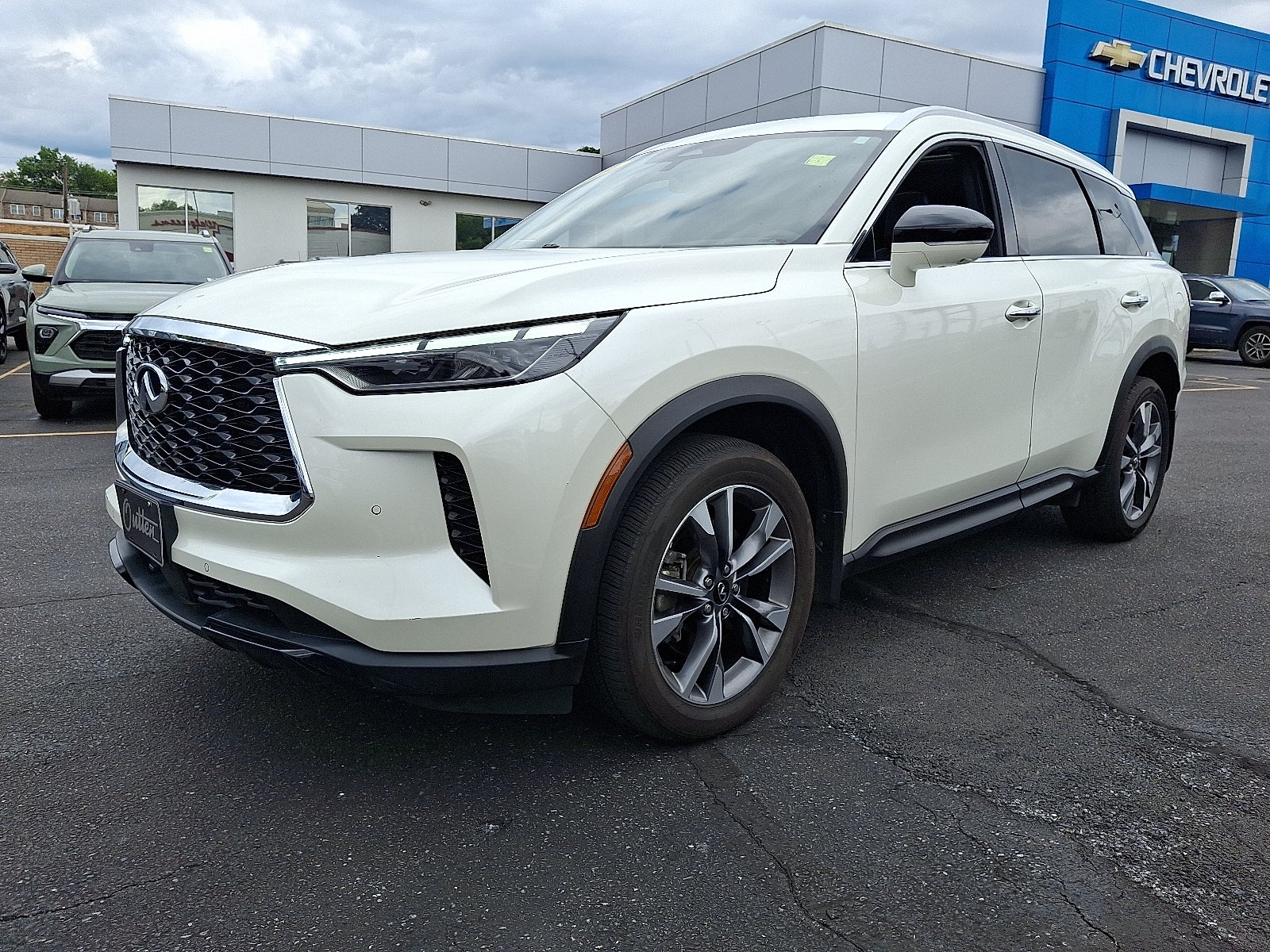 2024 INFINITI QX60 LUXE AWD AWD